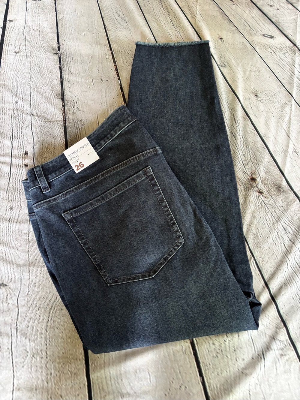 *NEW* Lane Bryant Ultimate Stretch High-Rise Skinny Jeans - Plus Size 26